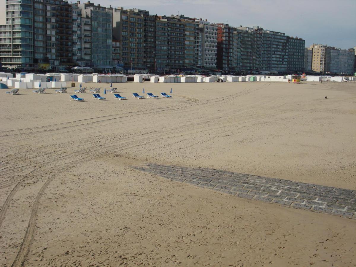 "Chez Ba'Nus" Bed & Breakfast Blankenberge Exterior foto